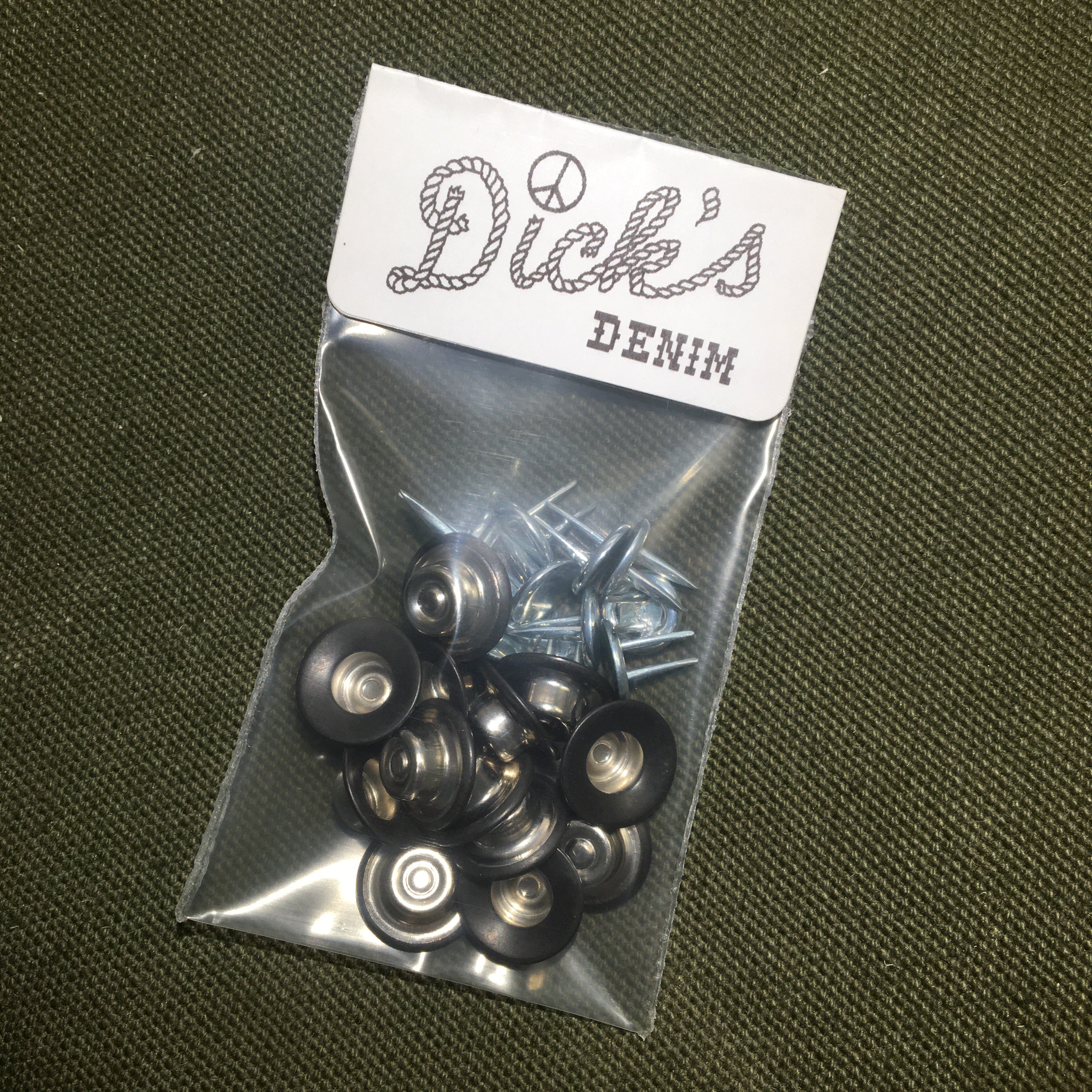Jean Fly Button (14mm) — Black Cone Shaped