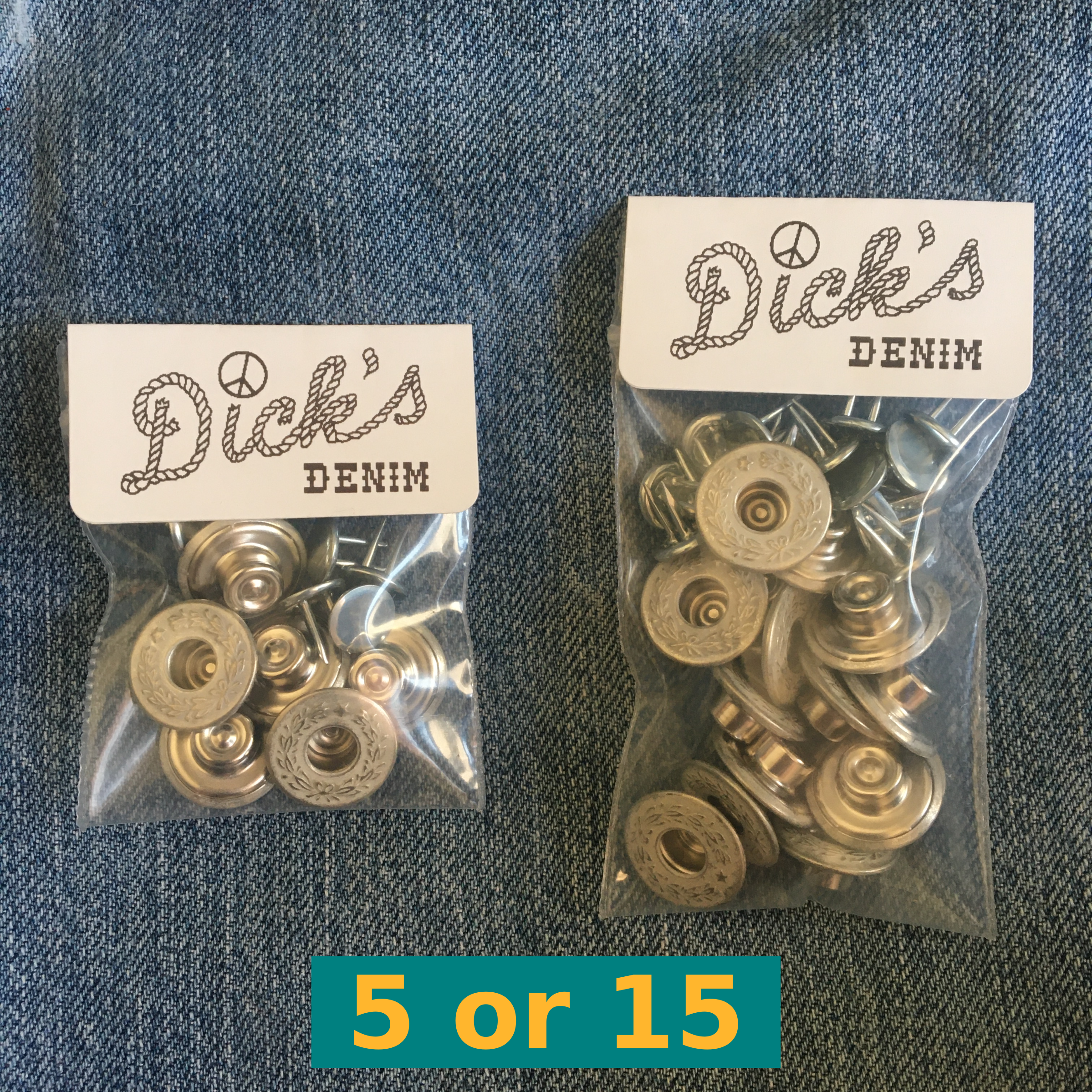 Jean Top Button (17mm) — 'Frosted' Nickel Laurel Wreath Button
