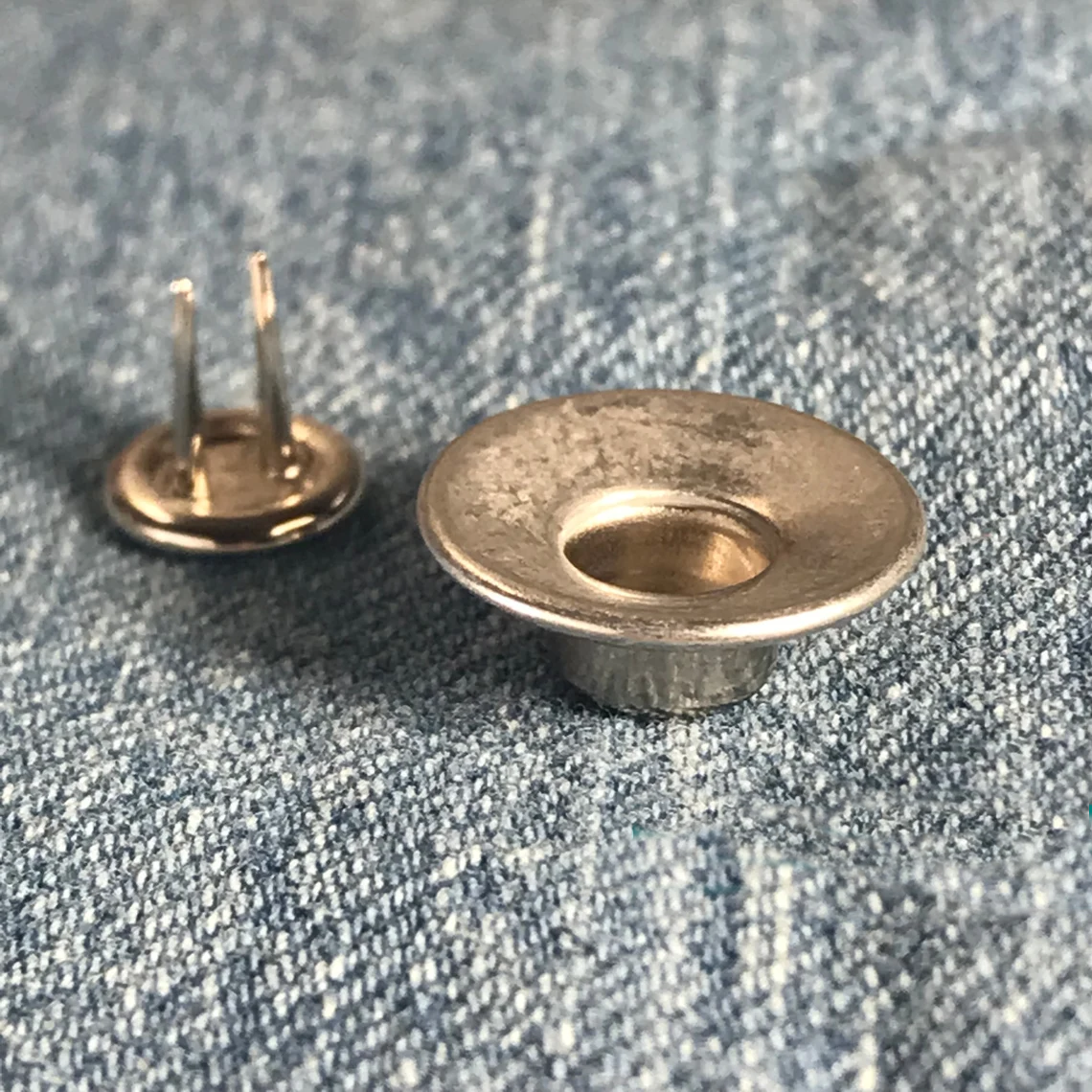 Jean Top Button (17mm) — 'Antique' Silver Cone